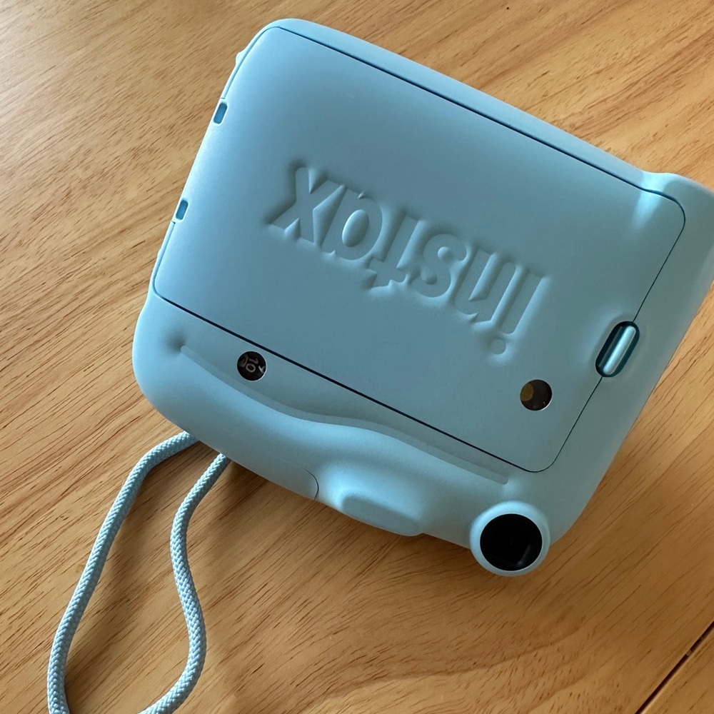 Fujifilm Instax Mini 11 Instant Camera - Sky Blue NEW - Picture 4 of 5